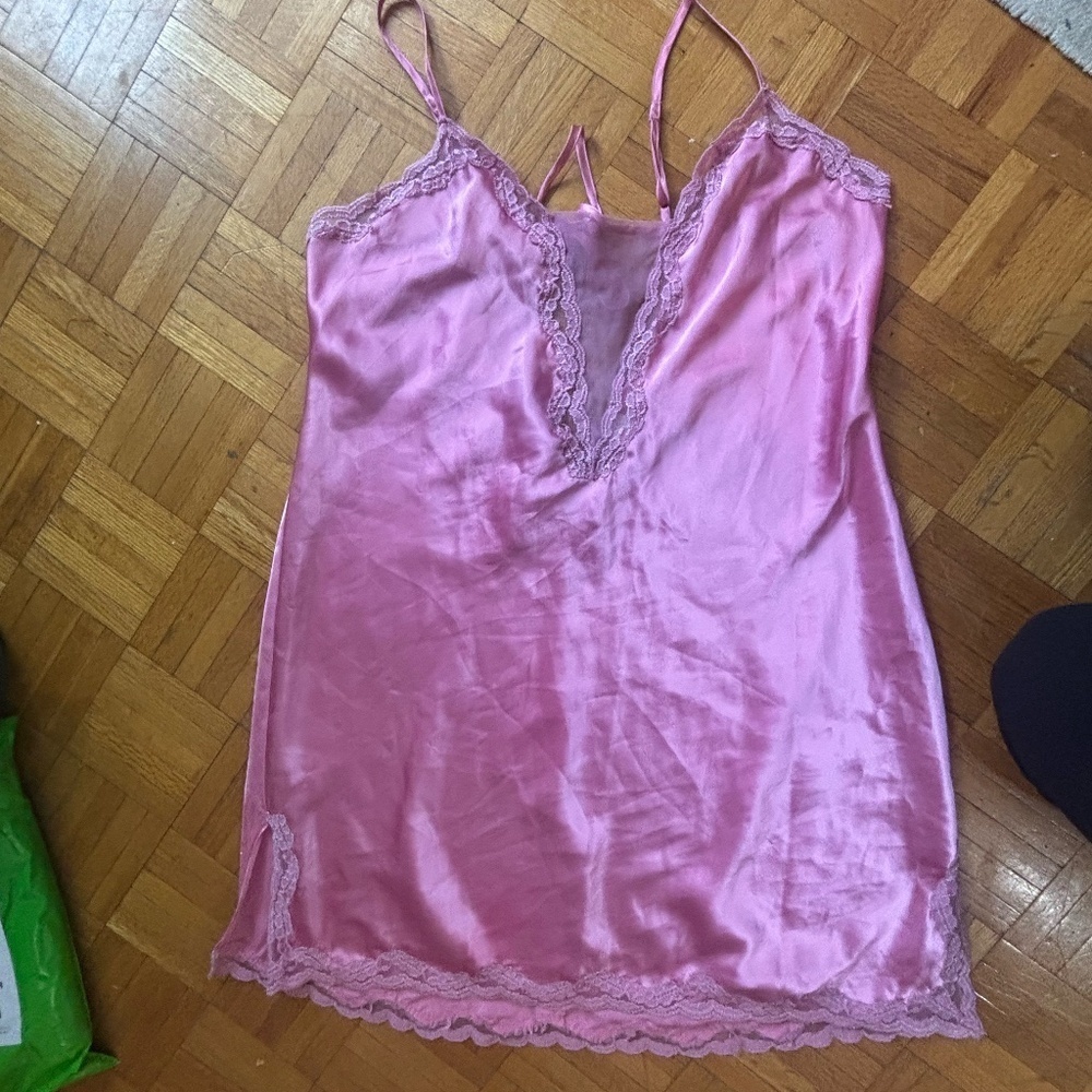 Vintage lingerie slip 90s /80s pink accepting offers